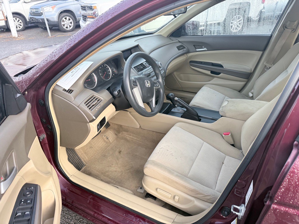 2009 Honda Accord Image 8