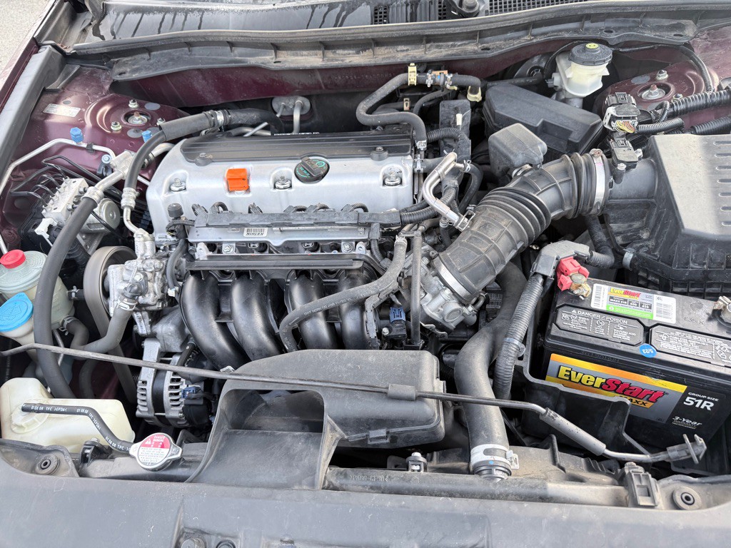 2009 Honda Accord Image 16