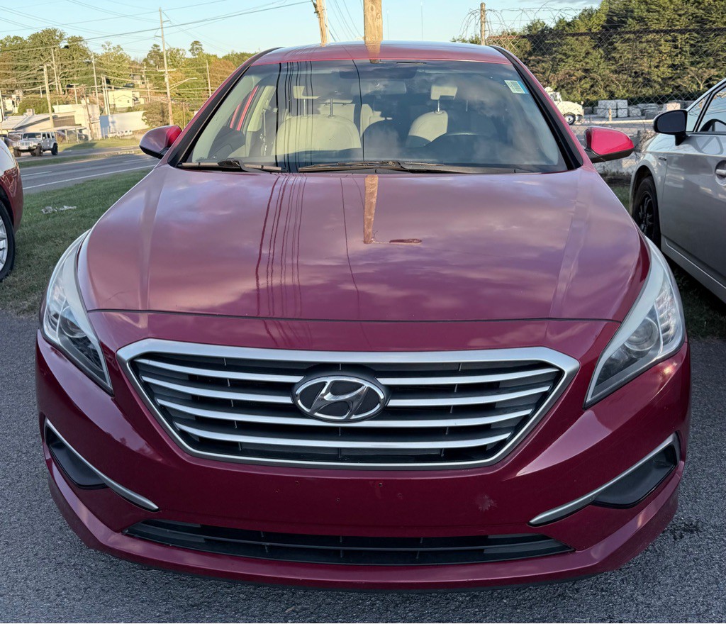 2017 Hyundai Sonata Image 1
