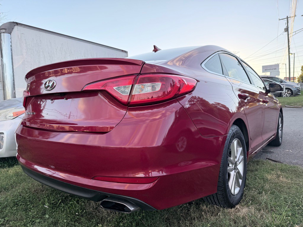 2017 Hyundai Sonata Image 3