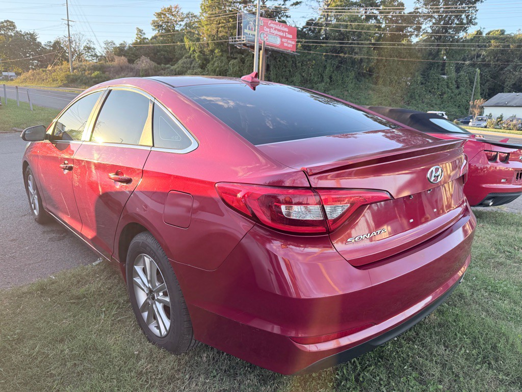 2017 Hyundai Sonata Image 5