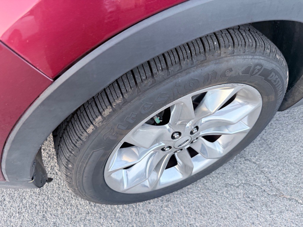 2014 Ford Explorer Image 17
