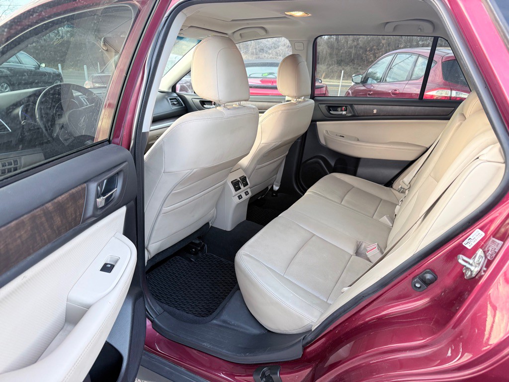 2017 Subaru Outback Image 8