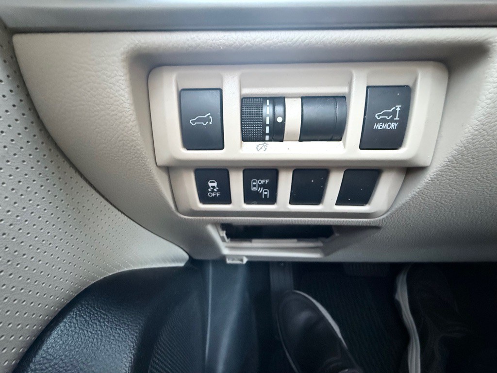 2017 Subaru Outback Image 19