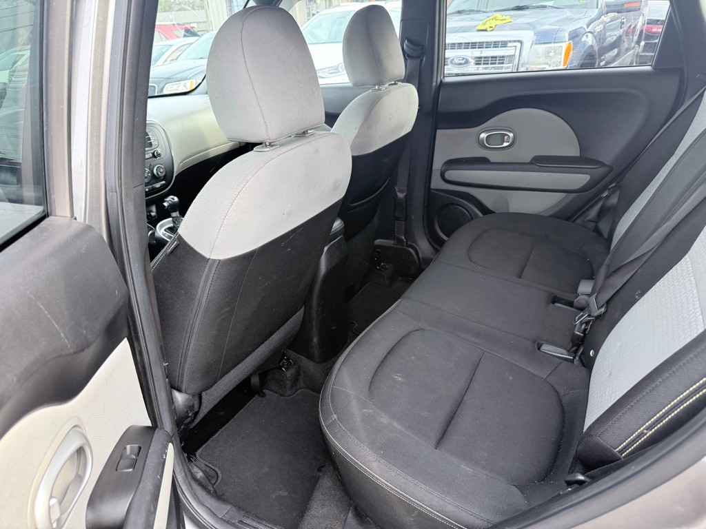 2016 Kia Soul Image 8