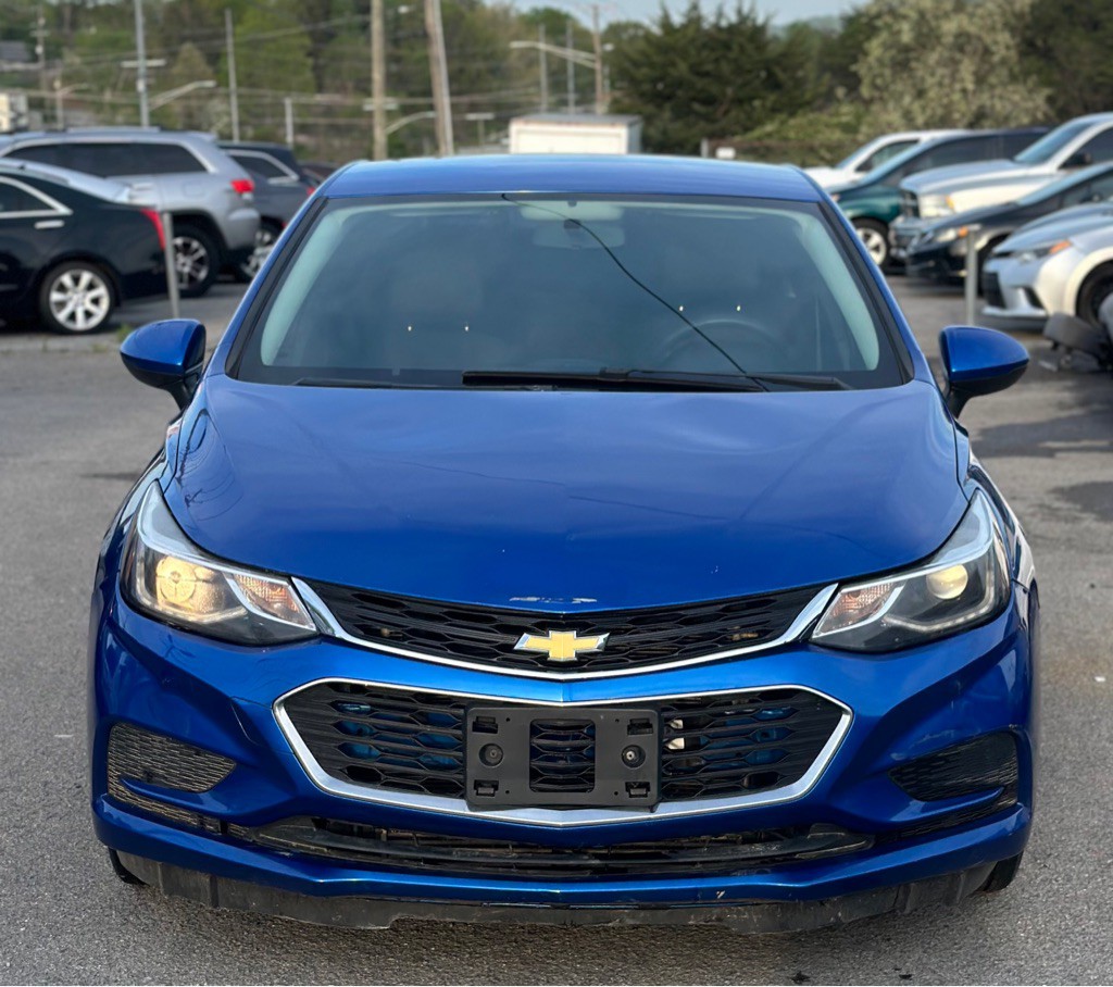 2016 Chevrolet Cruze Image 1