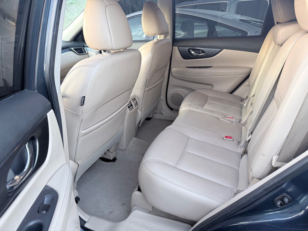 2015 Nissan Rogue Image 5