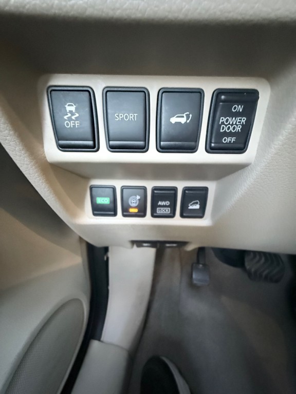 2015 Nissan Rogue Image 14