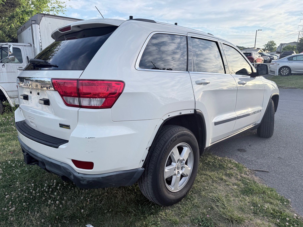 2012 Jeep Grand Cherokee Image 3