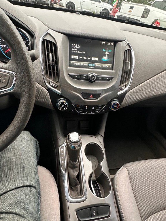 2016 Chevrolet Cruze Image 10