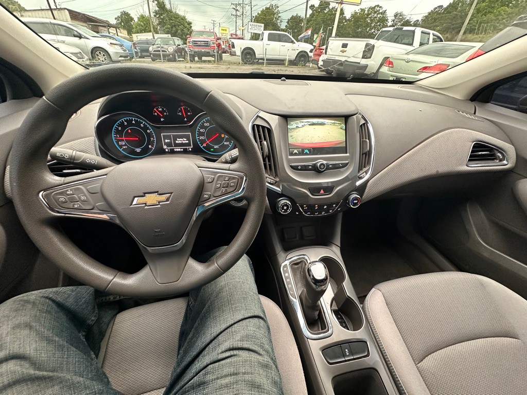 2016 Chevrolet Cruze Image 11