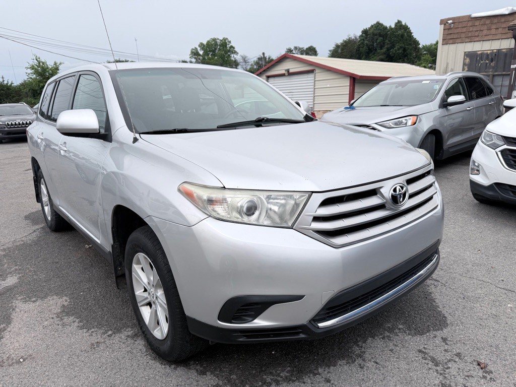 2012 Toyota Highlander Image 2