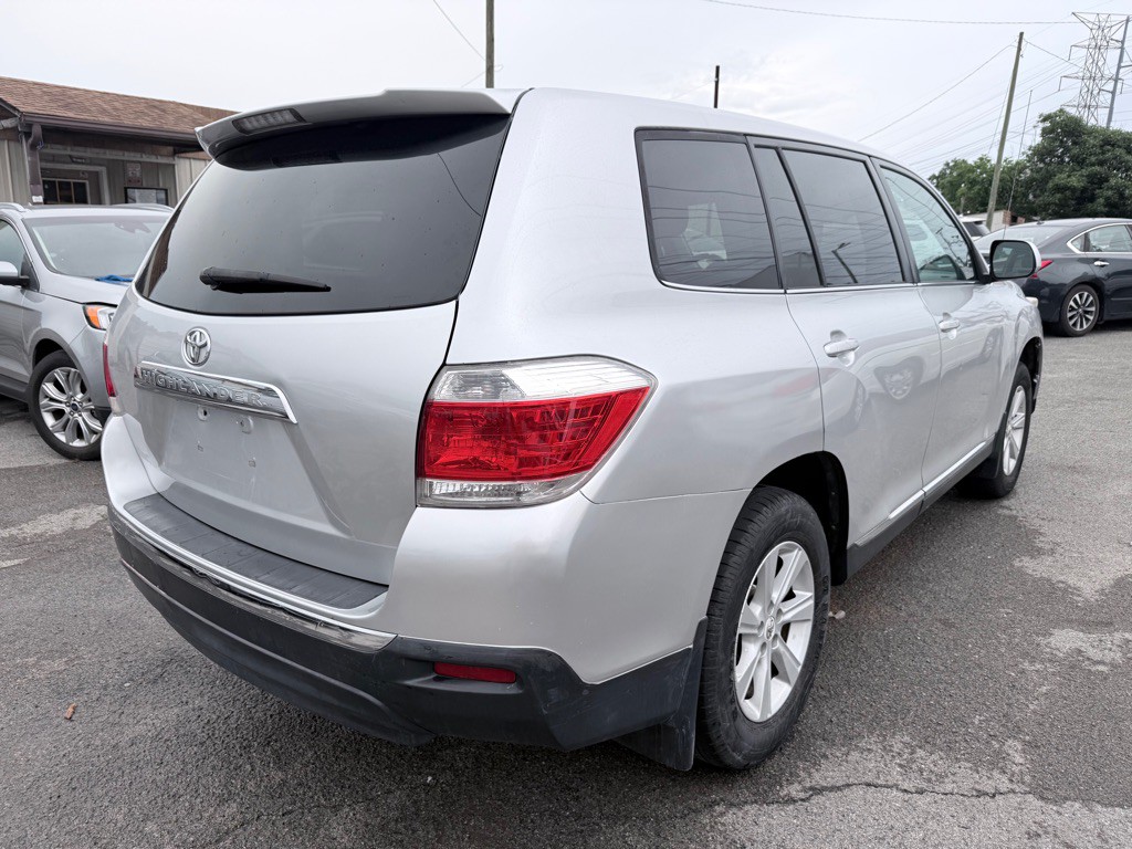 2012 Toyota Highlander Image 6