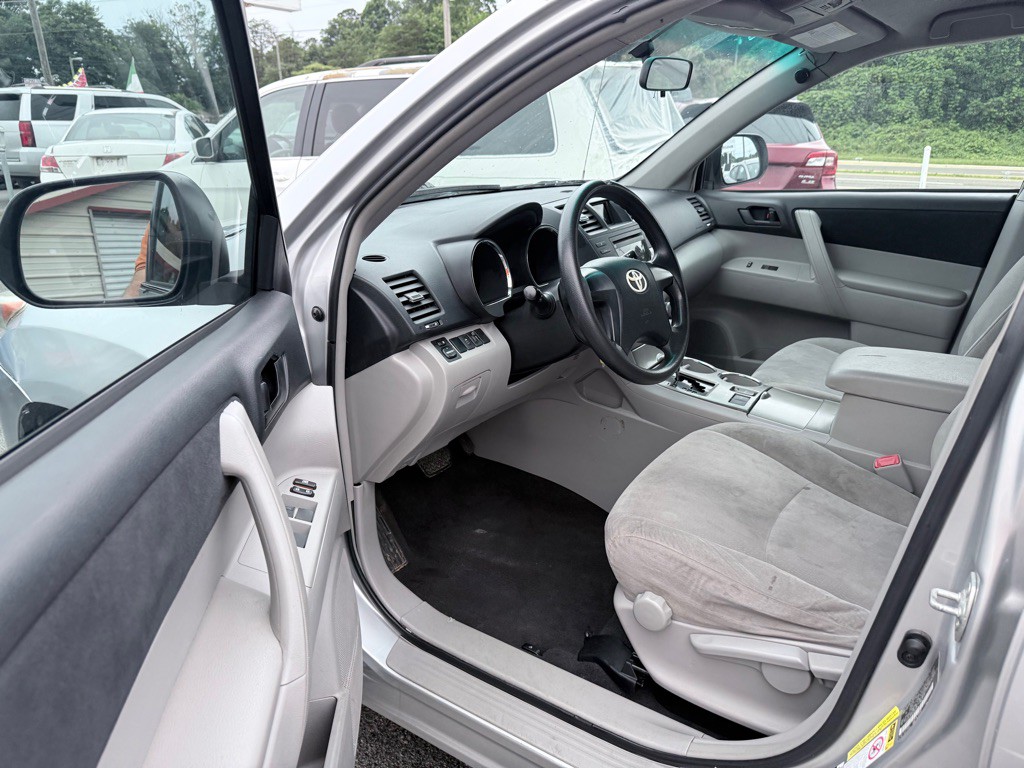 2012 Toyota Highlander Image 7