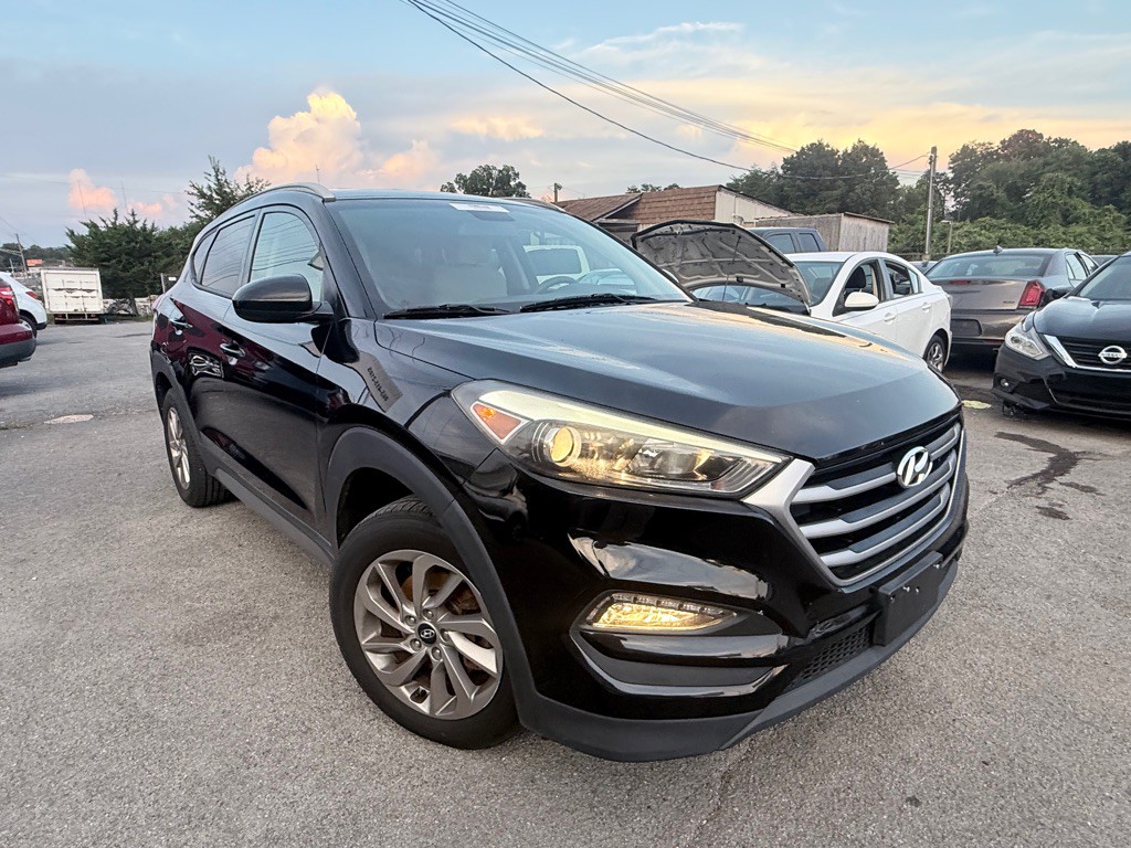 2017 Hyundai Tucson Image 2