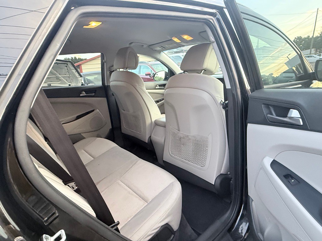 2017 Hyundai Tucson Image 7