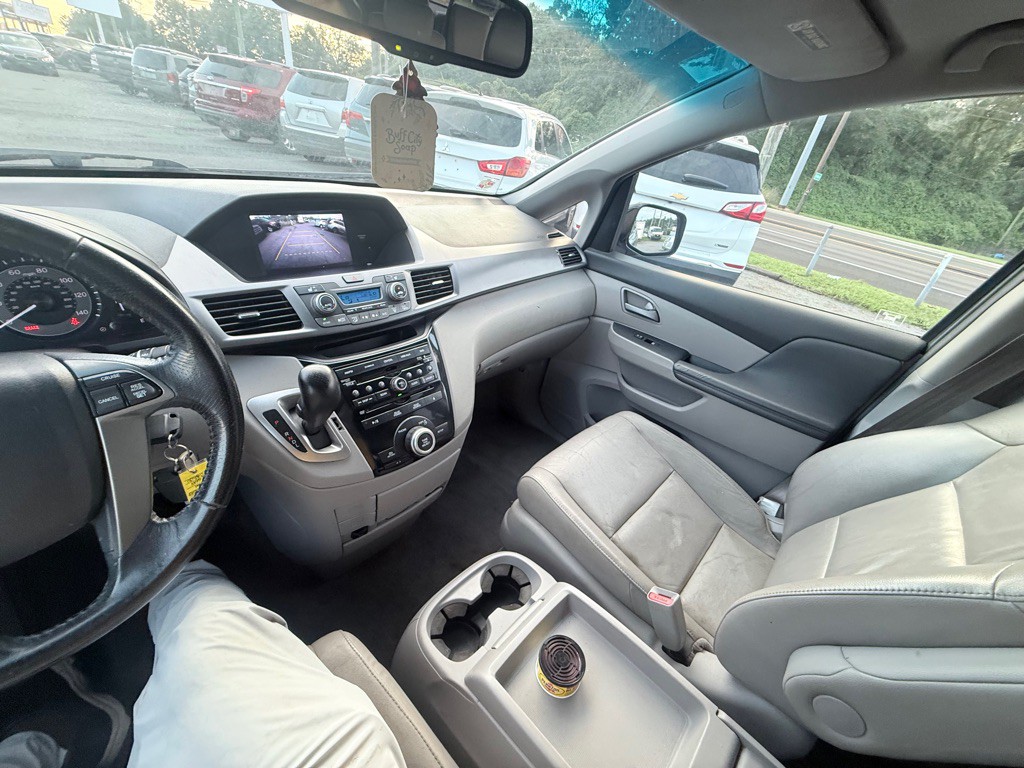 2012 Honda Odyssey Image 14