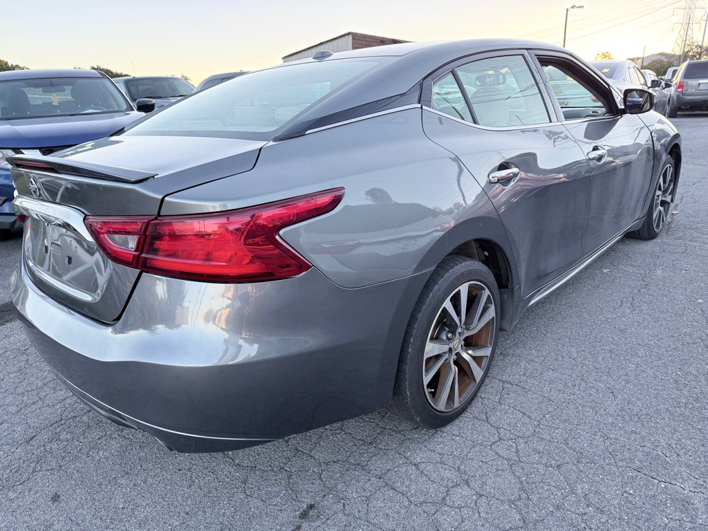 2016 Nissan Maxima Image 3