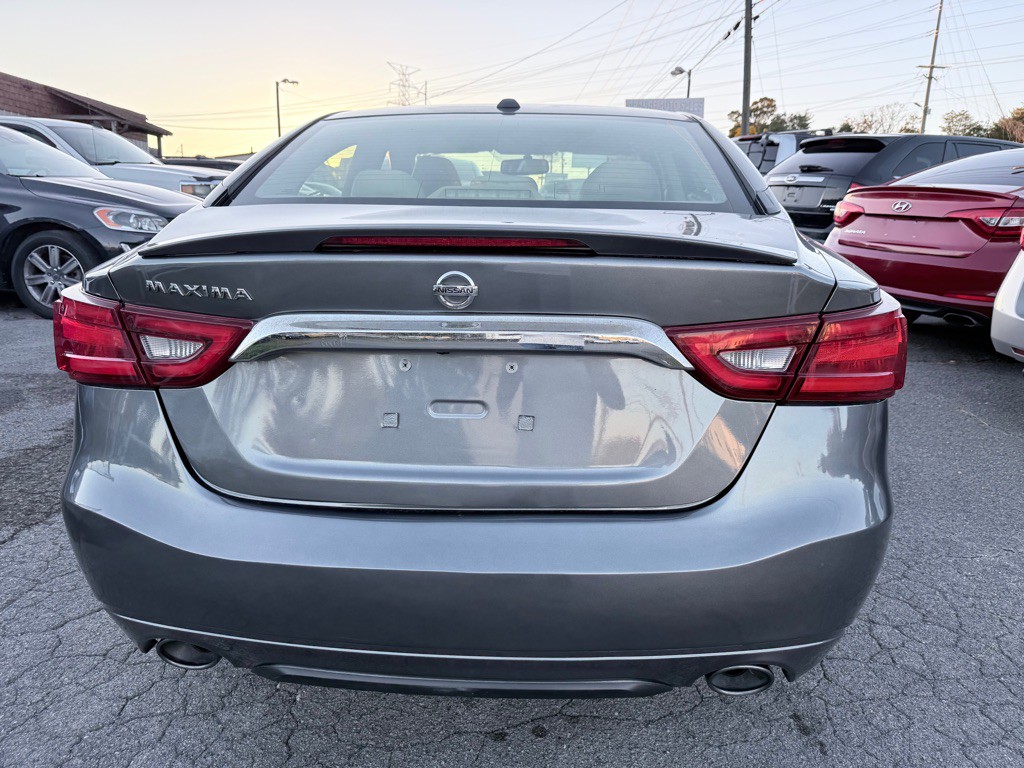 2016 Nissan Maxima Image 4