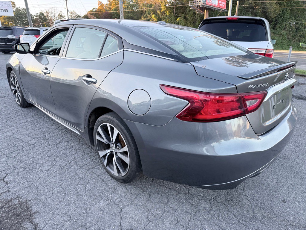 2016 Nissan Maxima Image 5