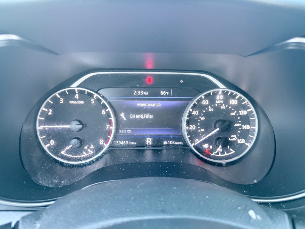 2016 Nissan Maxima Image 9