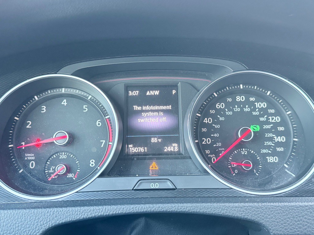 2016 Volkswagen GTI Image 14