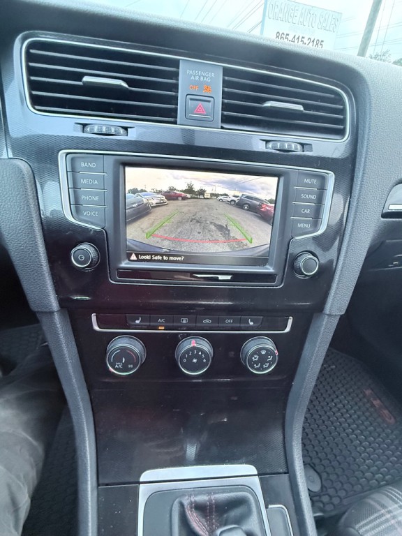 2016 Volkswagen GTI Image 15