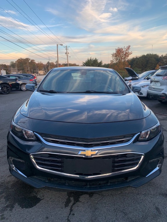 2018 Chevrolet Malibu Image 1