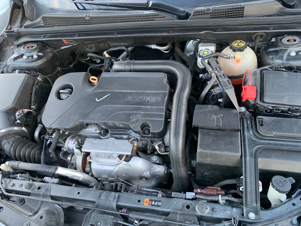 2018 Chevrolet Malibu Image 14