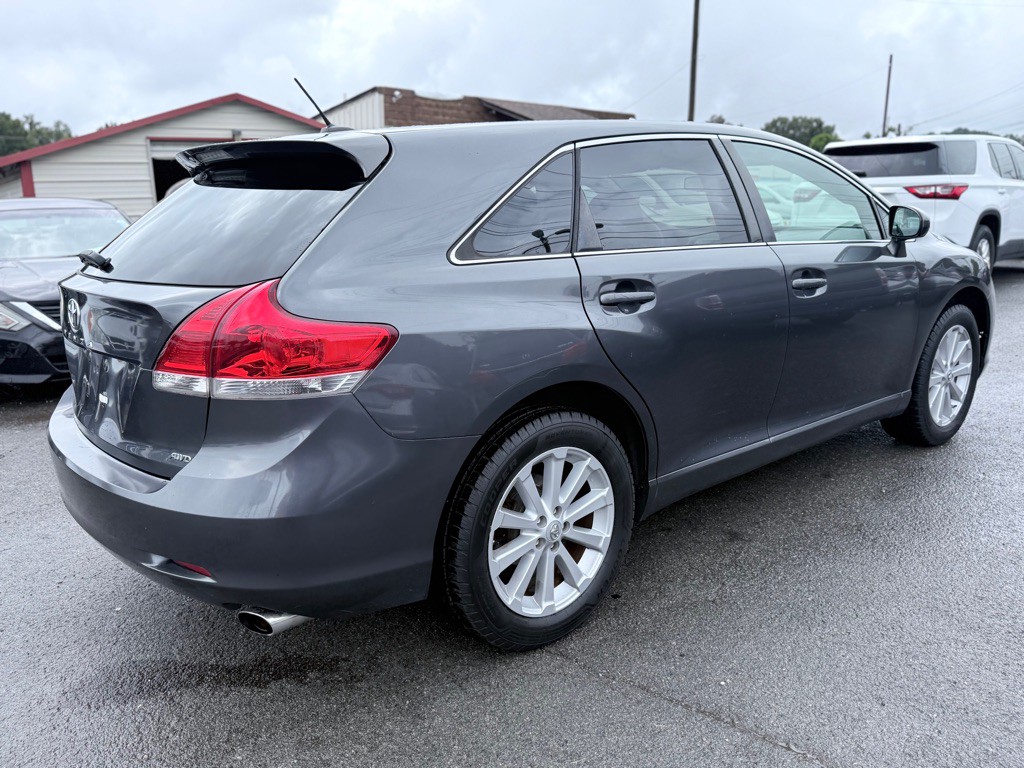 2011 Toyota Venza Image 4