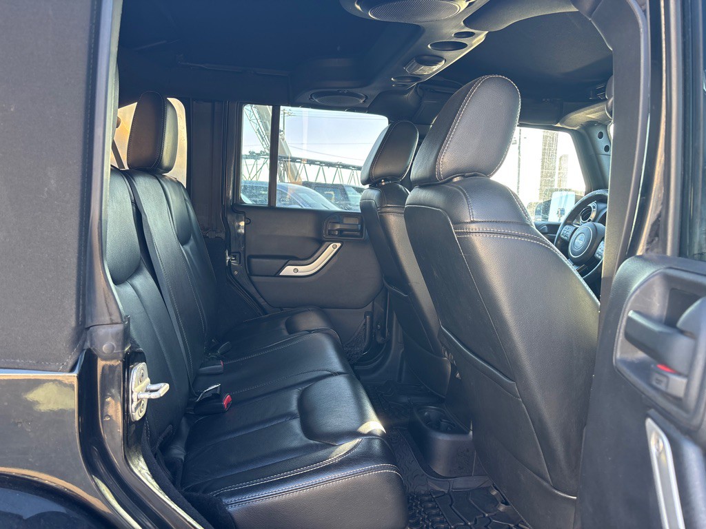 2013 Jeep Wrangler Unlimited Image 12