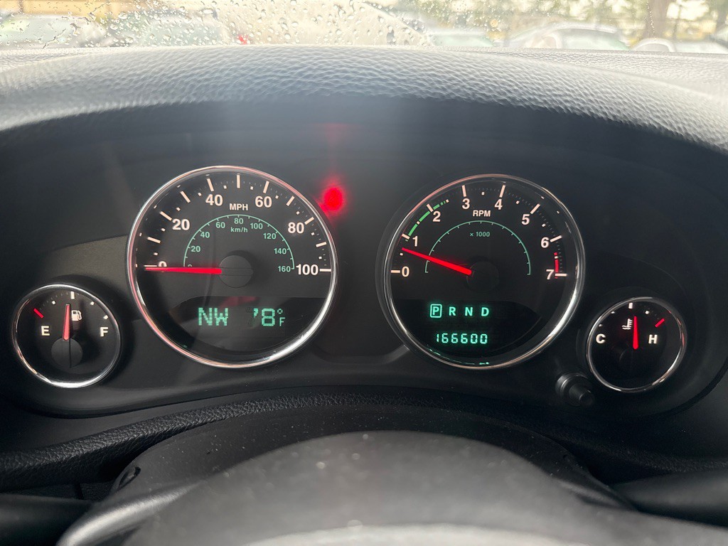 2013 Jeep Wrangler Unlimited Image 20