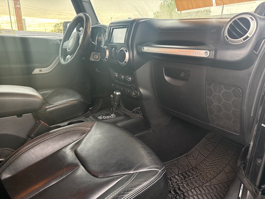 2013 Jeep Wrangler Unlimited Image 28