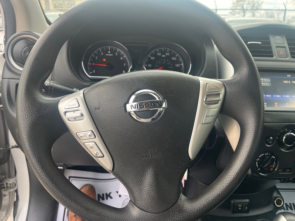 2019 Nissan Versa Image 13