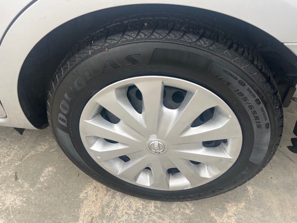 2019 Nissan Versa Image 29