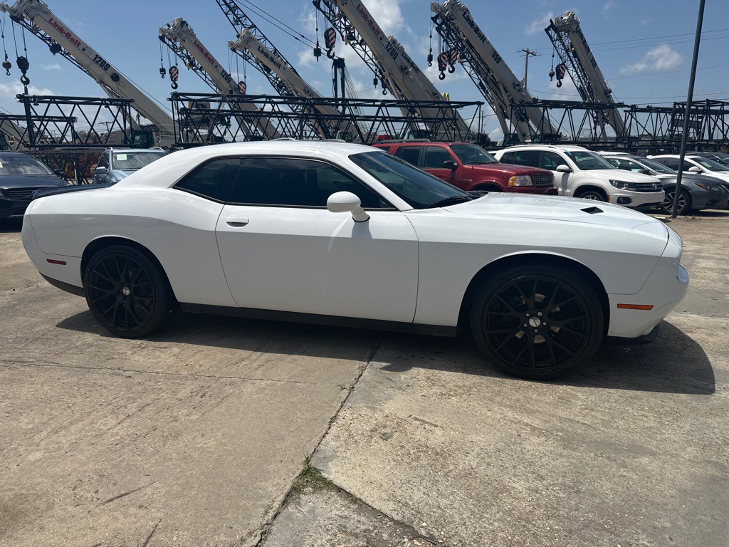 2019 Dodge Challenger Image 5