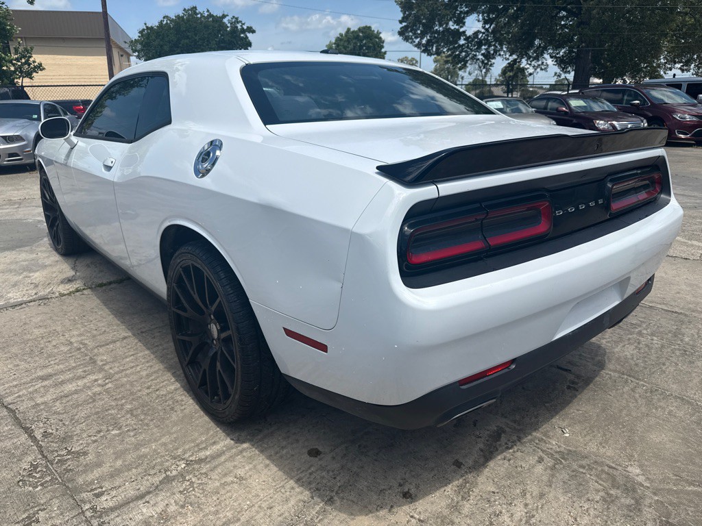 2019 Dodge Challenger Image 8