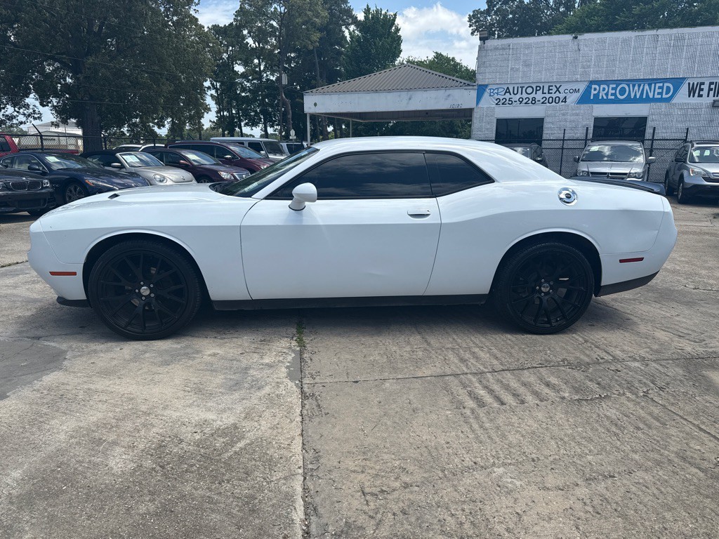2019 Dodge Challenger Image 9