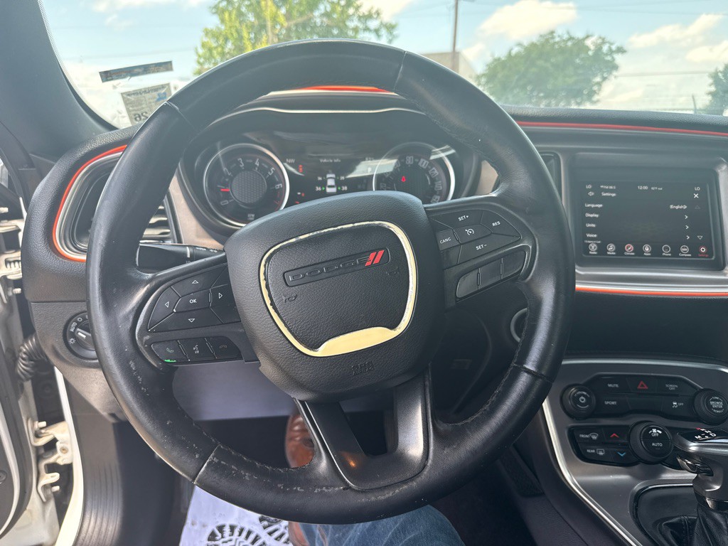 2019 Dodge Challenger Image 15