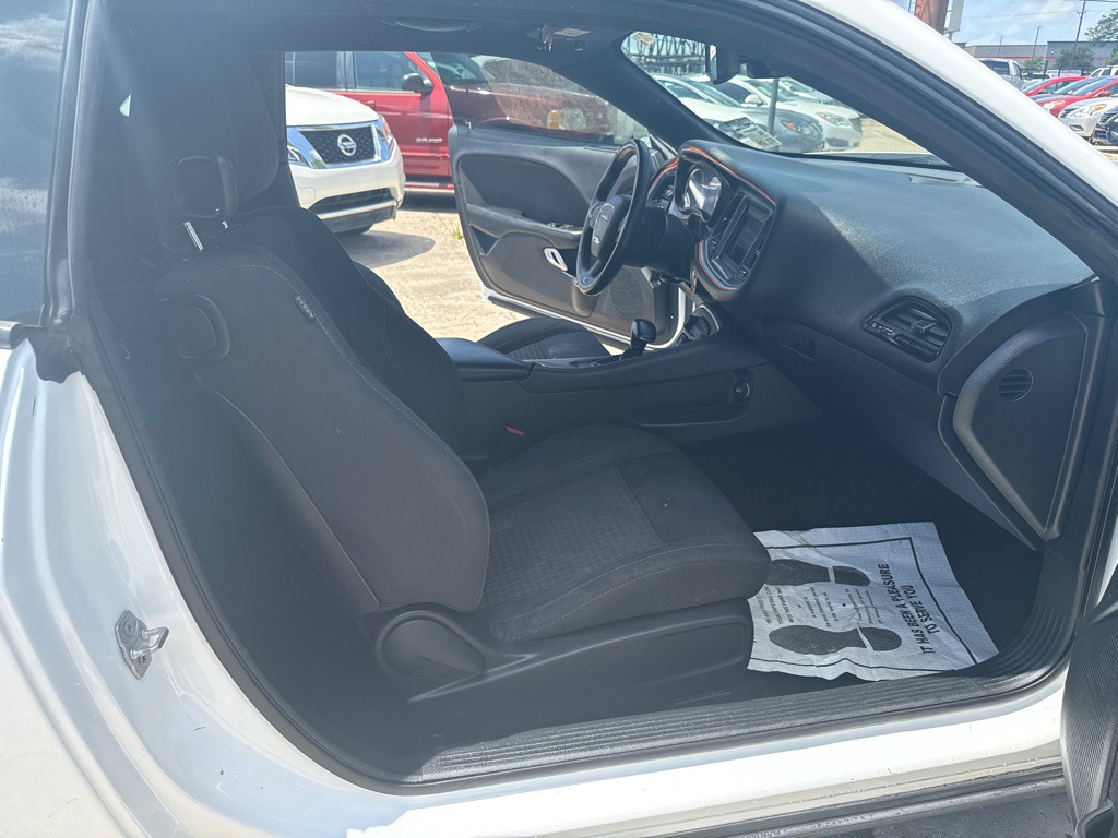 2019 Dodge Challenger Image 23