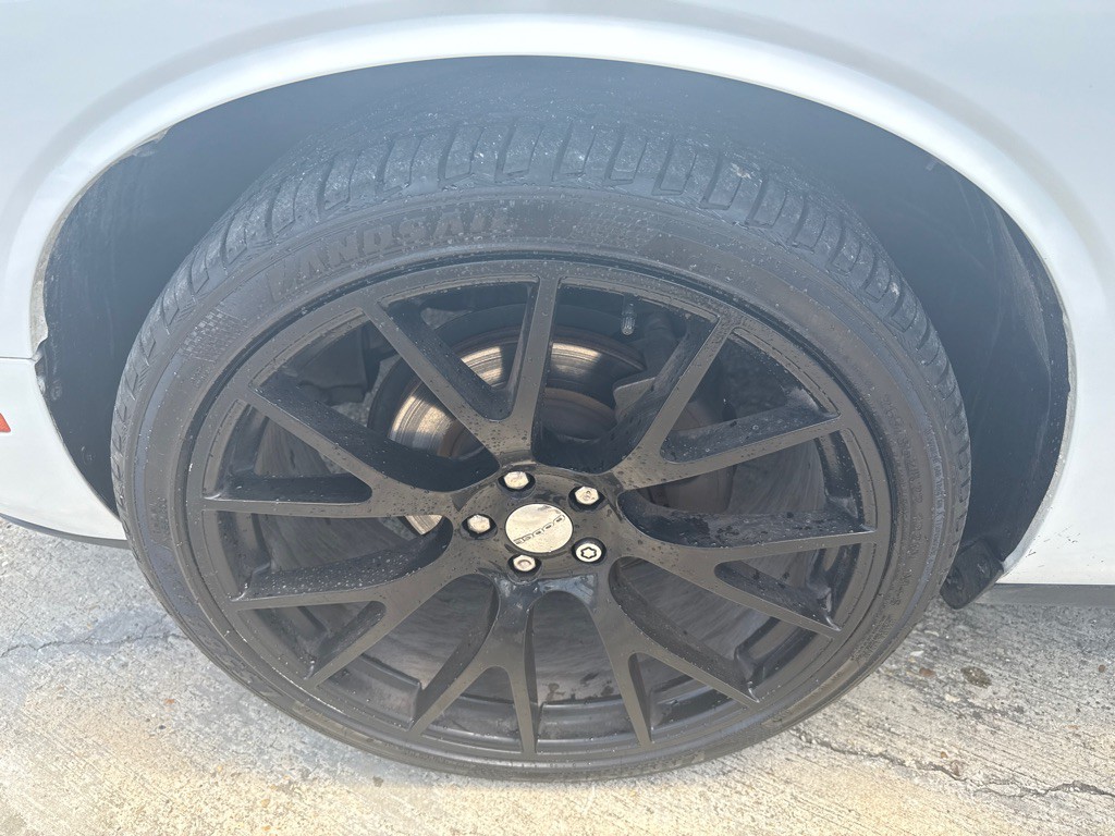2019 Dodge Challenger Image 28