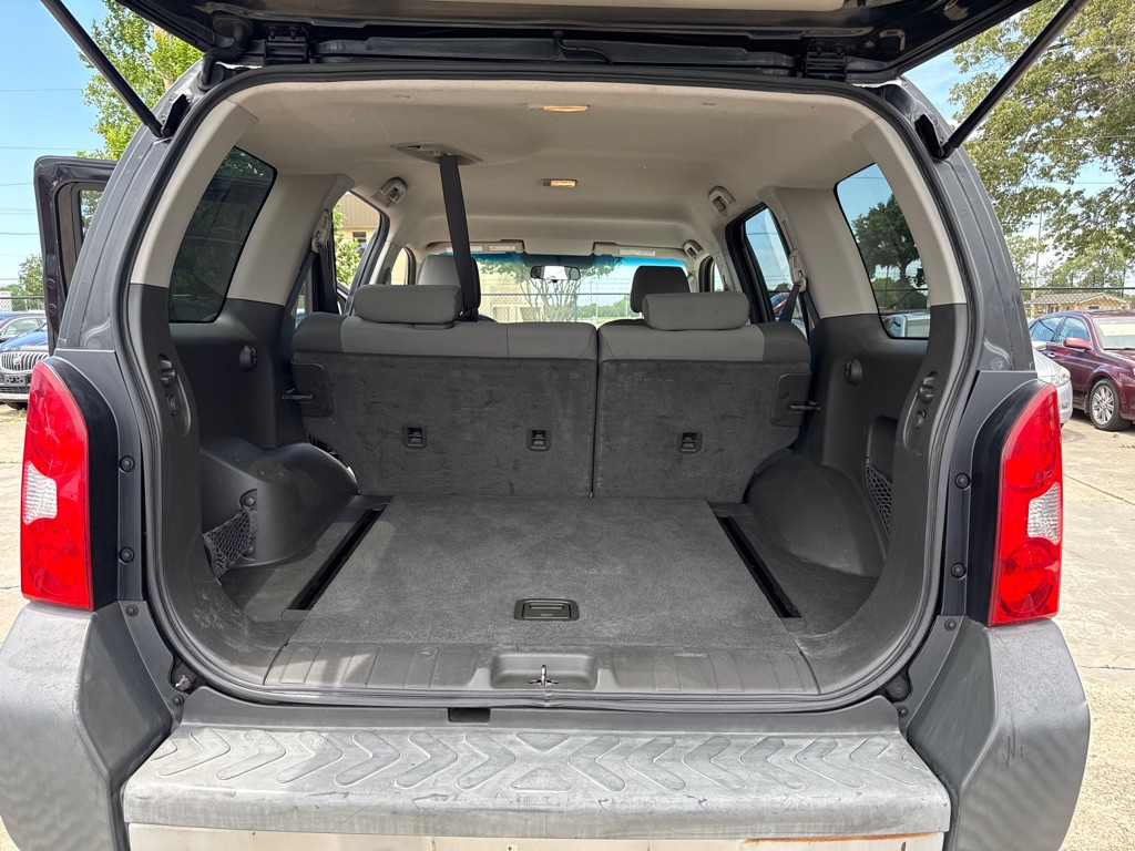 2010 Nissan Xterra Image 9