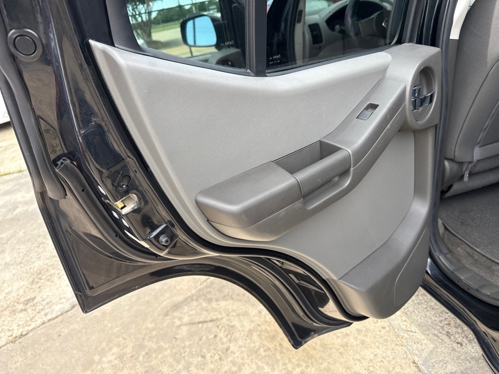 2010 Nissan Xterra Image 20