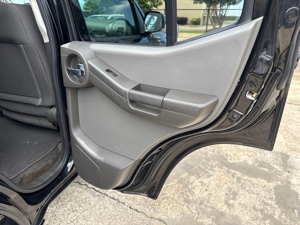 2010 Nissan Xterra Image 22