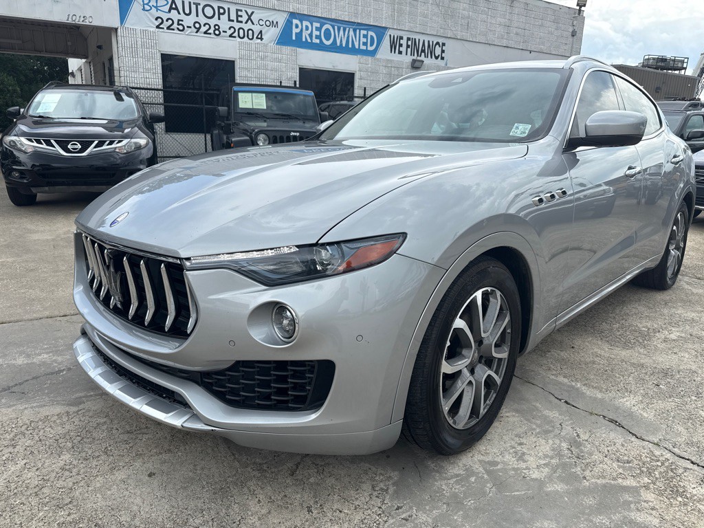 2017 Maserati Levante Image 2