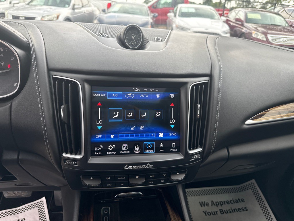 2017 Maserati Levante Image 15