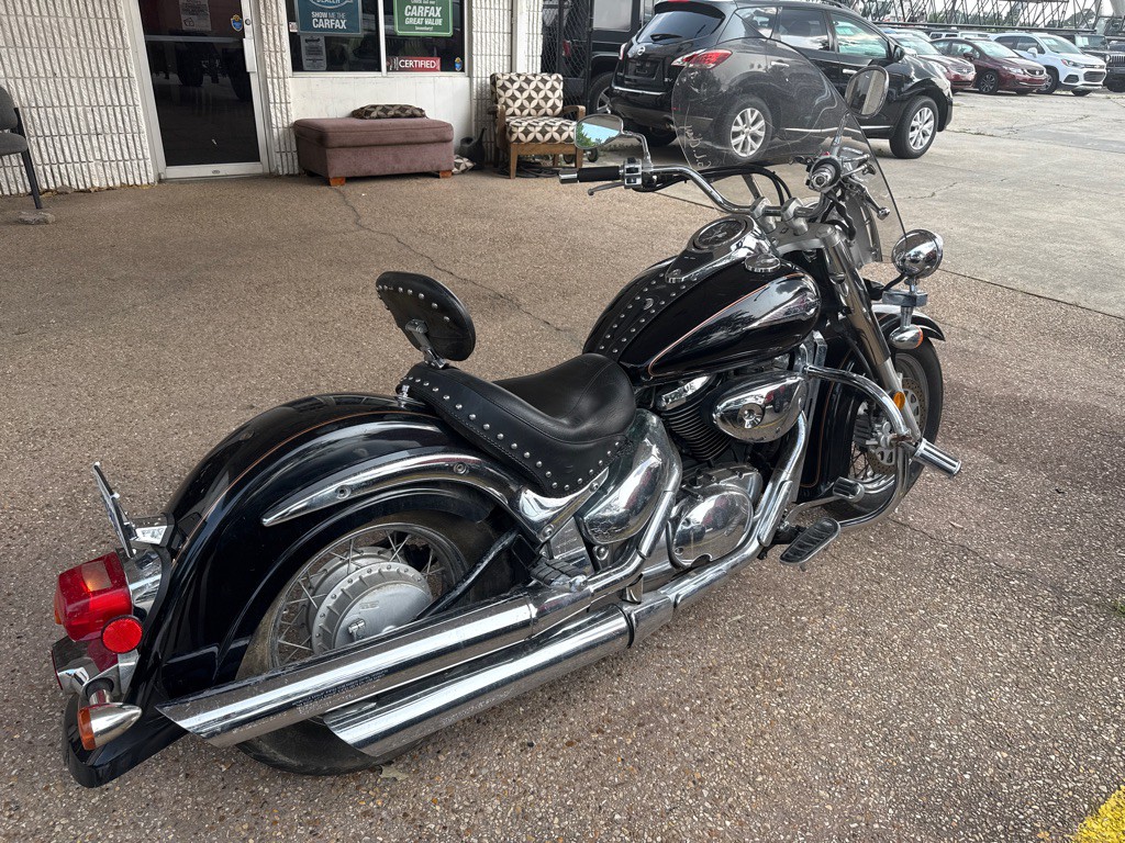 2004 Suzuki Cruiser Image 4