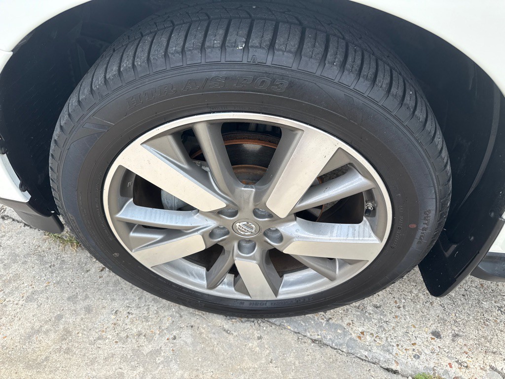 2015 Nissan Pathfinder Image 33