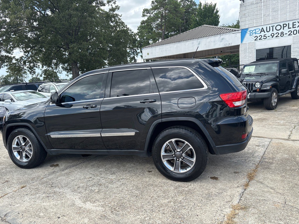 2013 Jeep Grand Cherokee Image 2