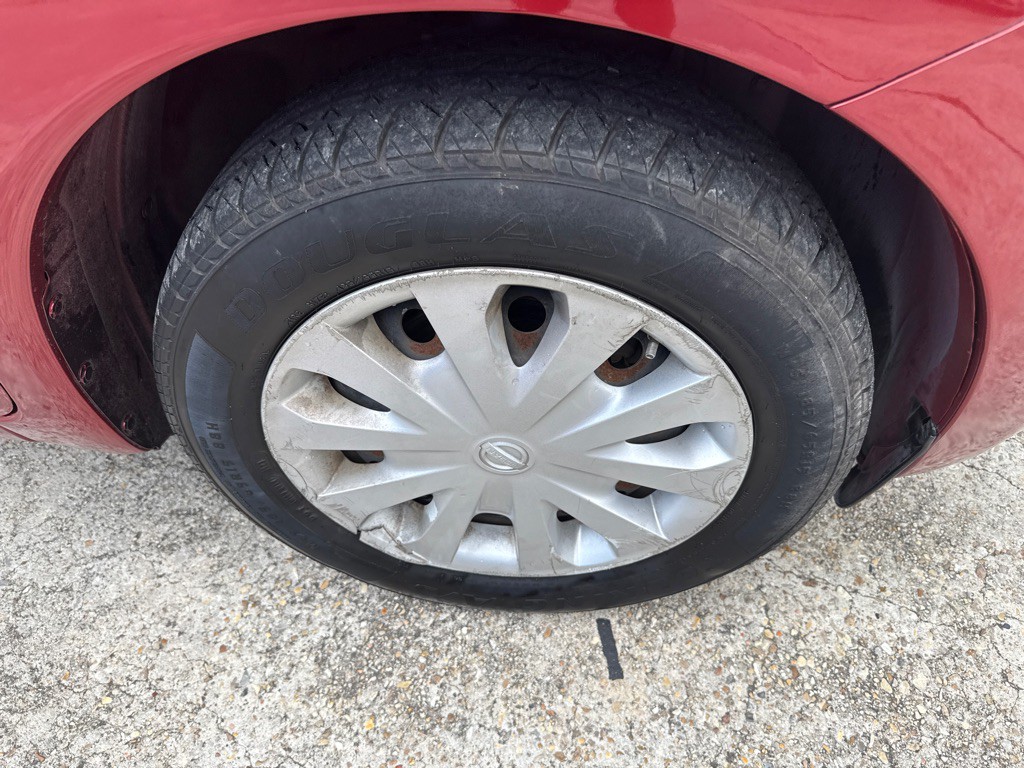 2016 Nissan Versa Image 31